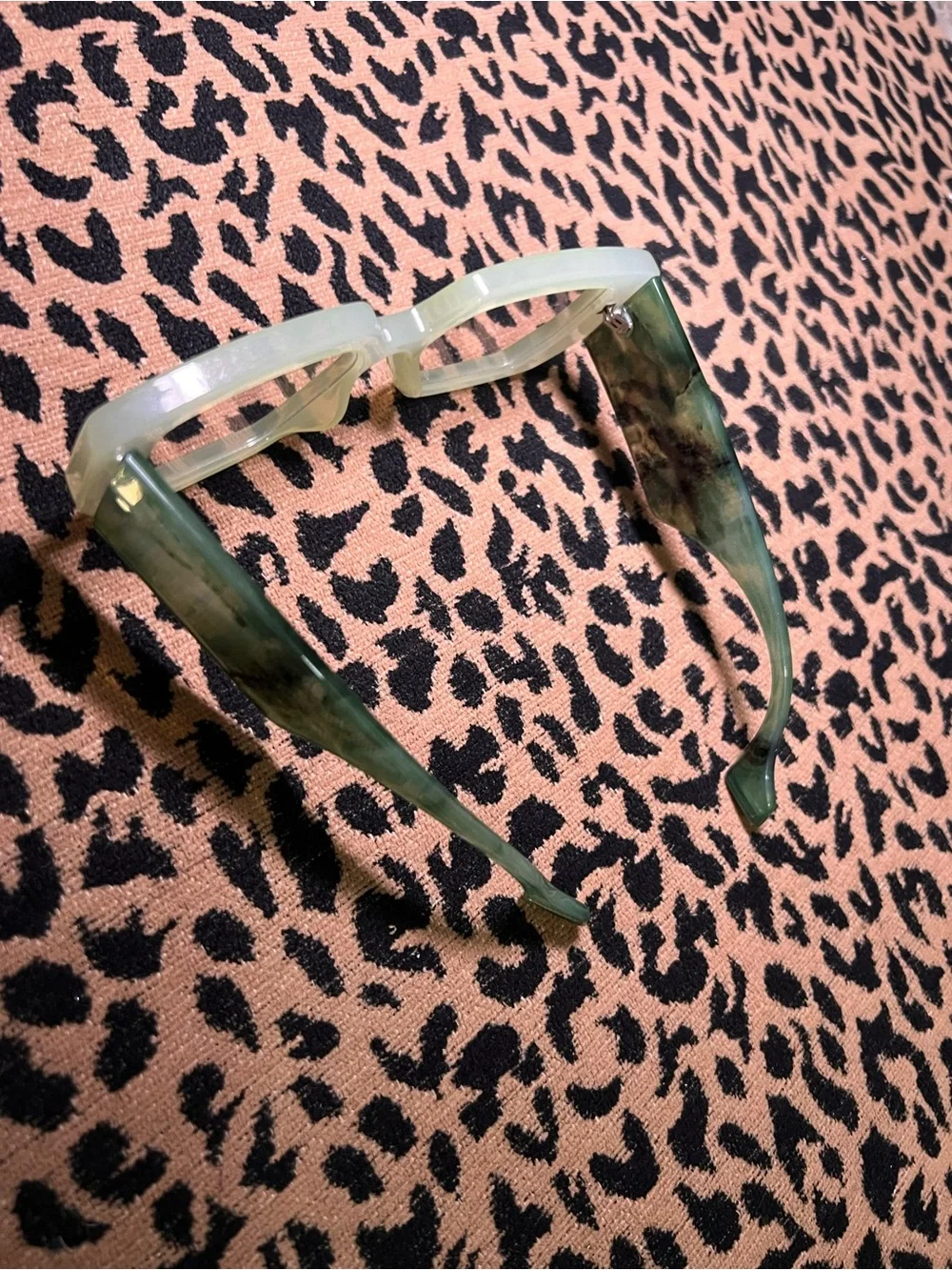 Green Thick Frame Blue-Light Glasses — Never Worn 👓🤎